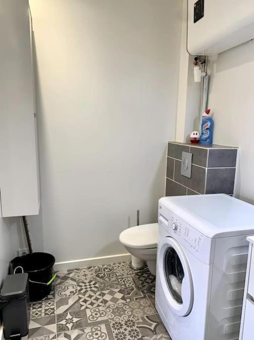 La Garde : Joli Studio Dans Residence 外观 照片